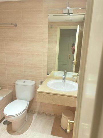 Hacienda Nagueles 1, 2 Bed 2 Bath, Large Terrace 400M From Beach Marbella Exteriör bild